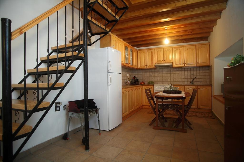 Menelia Cottage Platístoma Habitación foto