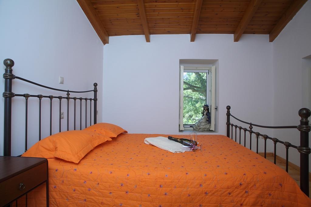 Menelia Cottage Platístoma Habitación foto