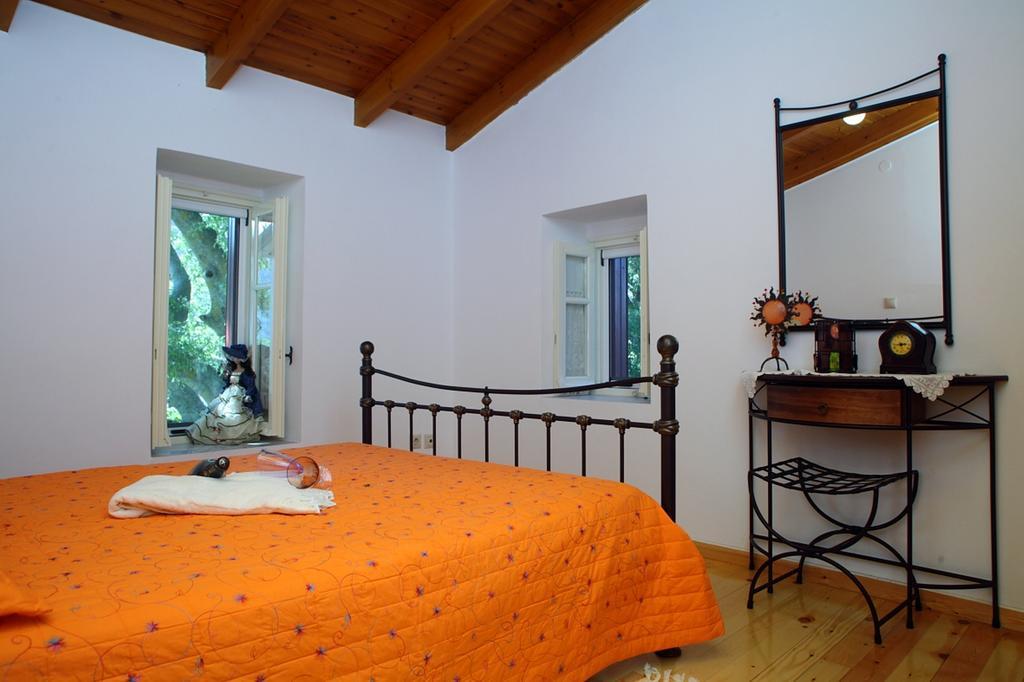 Menelia Cottage Platístoma Habitación foto