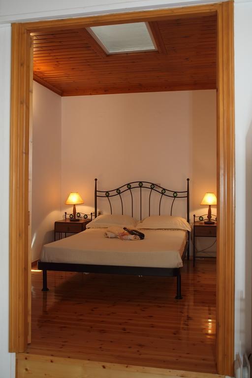 Menelia Cottage Platístoma Habitación foto